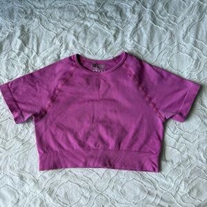 SHEIN Vibrant Magenta Pink Short Sleeve Crop Top Zebra Tiger Print